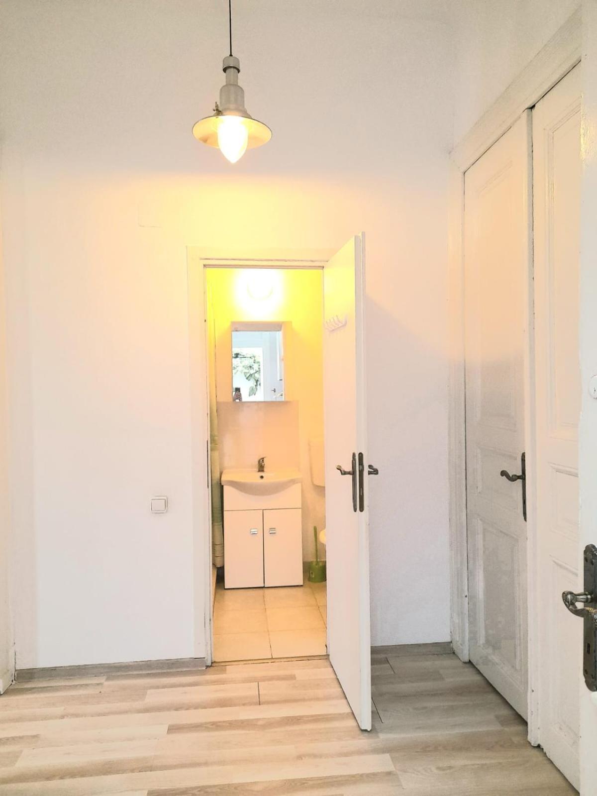 Casa Liveni Leilighet Bucureşti Eksteriør bilde