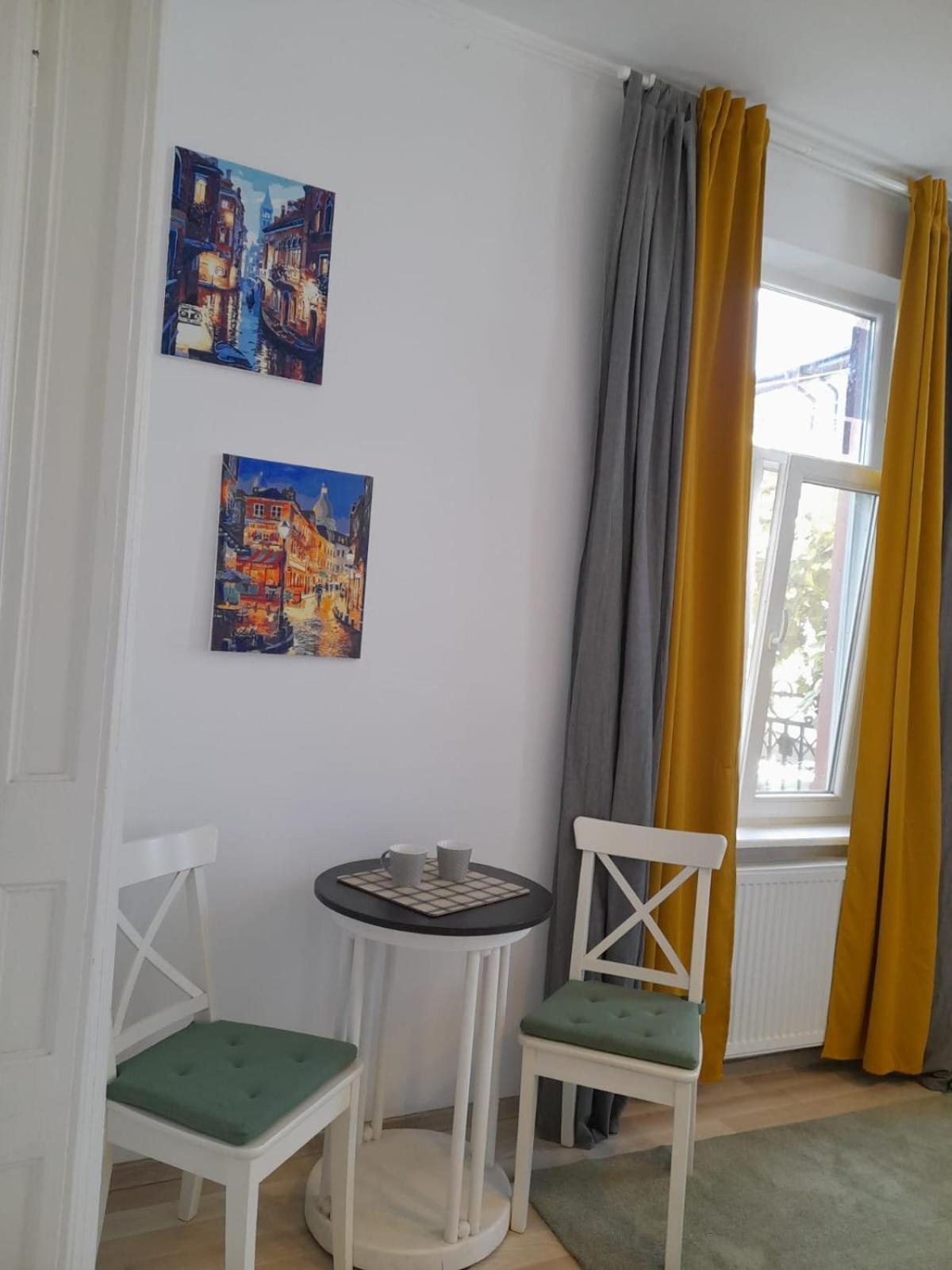 Casa Liveni Leilighet Bucureşti Eksteriør bilde